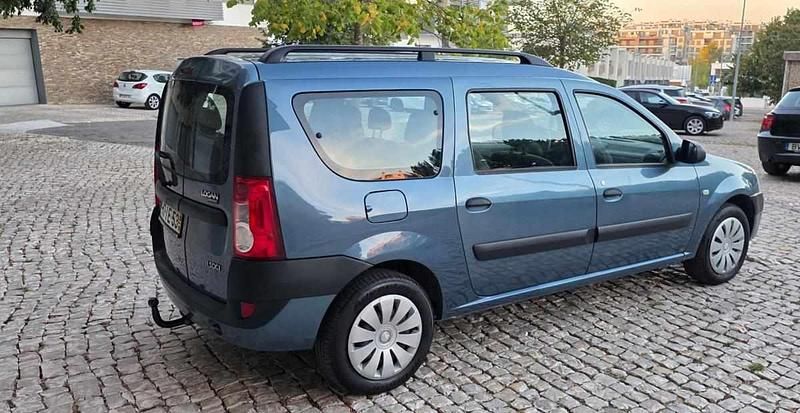 Usado Dacia Logan 68 HP (50 kW) 2009 Azul Carrinha
