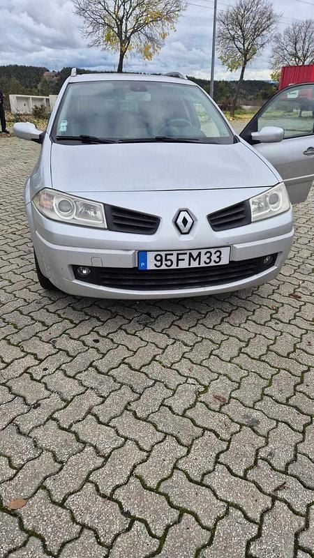 Cinzento Usado 2008 Renault Mégane GrandTour Carrinha | € 2.600 (Super Preço) - Imagem 1/4
