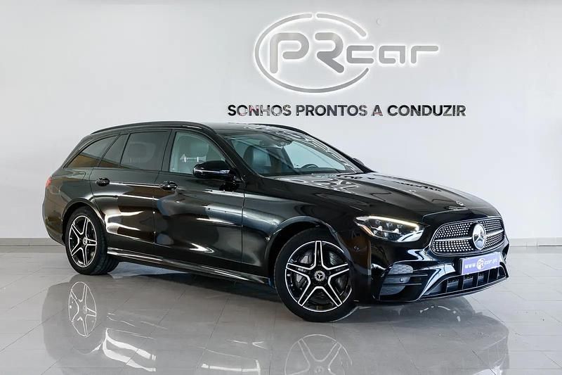 Usado Mercedes E300 AMG line 306 HP (225 kW) 2022 Preto metalizado Carrinha