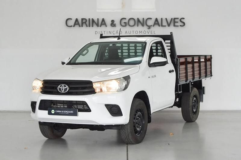 Branco Usado 2018 Toyota HiLux Pickup | € 28.750 (Preço justo) - Imagem 1/4