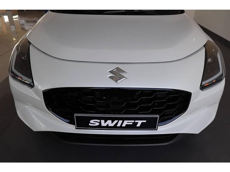 Usado Suzuki Swift 83 HP (61 kW) 2024 Branco