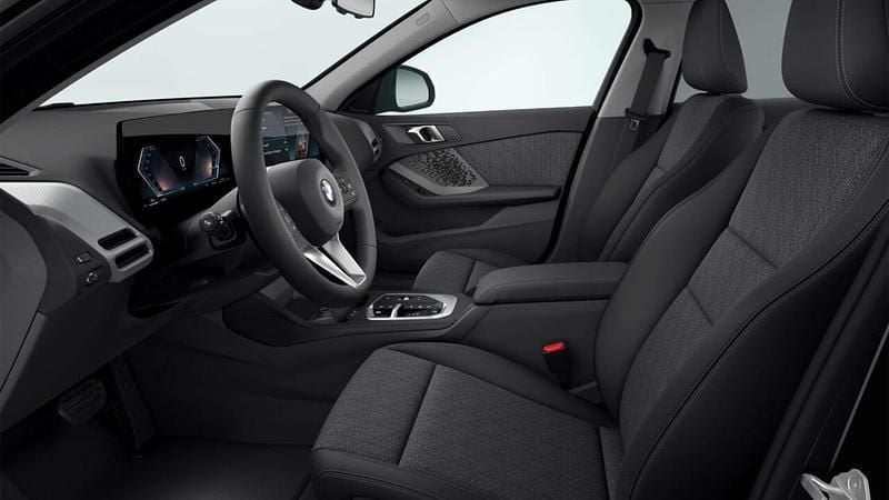 Novo BMW 116 Shadowline 122 HP (89 kW) 2026 Preto sapphire metalizada Citadino