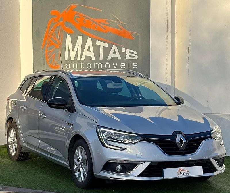 Cinza Usado 2020 Renault Mégane GrandTour LIMITED Carrinha | € 17.499 (Preço justo) - Imagem 1/4
