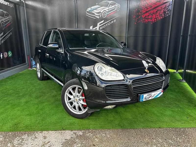 Usado Porsche Cayenne 450 HP (330 kW) 2006 Preto SUV