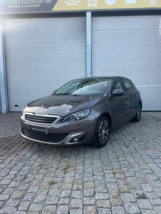 Usado 2016 Peugeot 308 Allure Sedan | € 9.990 (Preço justo) - Imagem 1/4
