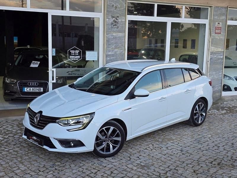 Branco Usado 2018 Renault Mégane GrandTour Bose Edition Carrinha | € 14.950 (Bom preço) - Imagem 1/4
