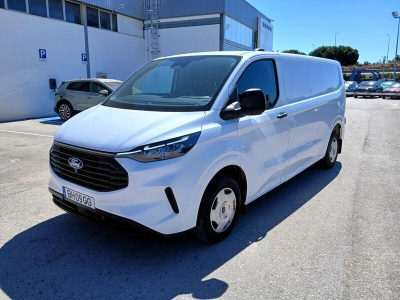 Branco Usado 2024 Ford Transit Trend | € 35.950 (Caro) - Imagem 1/4