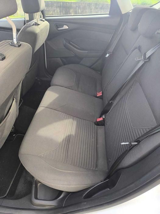 Usado Ford Focus Titanium 120 HP (88 kW) 2015 Sedan