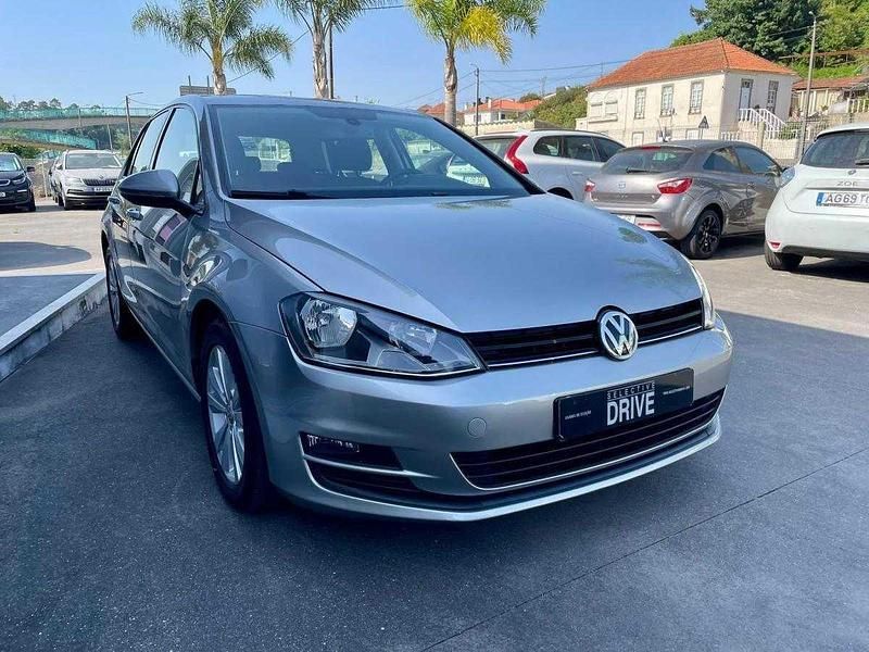 Usado VW Golf VII 85 HP (62 kW) 2012 Cinza