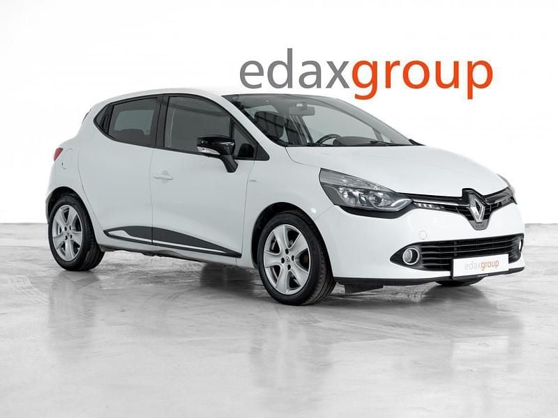 Branco Usado 2016 Renault Clio IV LIMITED | € 8.990 (Preço justo) - Imagem 1/4