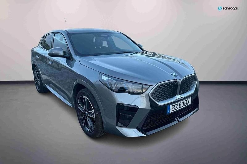 Novo BMW iX2 Comfort Edition 150 kW (204 HP) 2025 Cinzento SUV