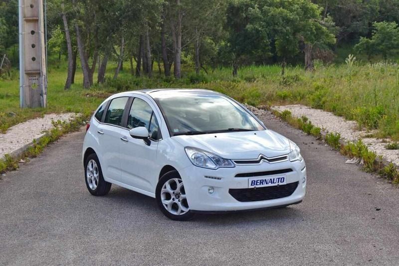 Branco Usado 2015 Citroën C3 Citadino | € 8.600 (Preço justo) - Imagem 1/4