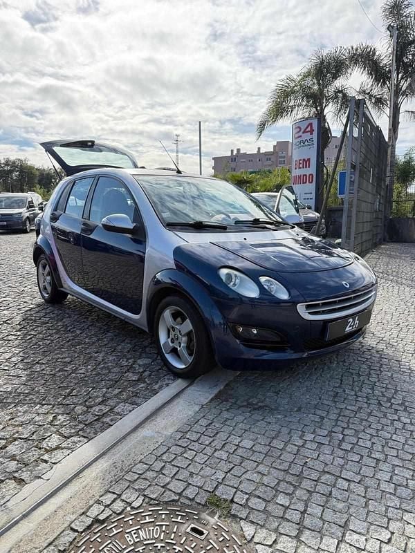 Azul Usado 2005 Smart ForFour Passion Citadino | € 4.750 (Super Preço) - Imagem 1/4