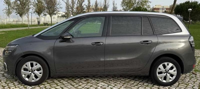 Usado Citroën Spacetourer 130 HP (95 kW) 2019 Cinzento Monovolume