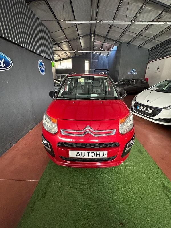 Usado Citroën C3 Attraction 95 HP (69 kW) 2016 Vermelho Citadino