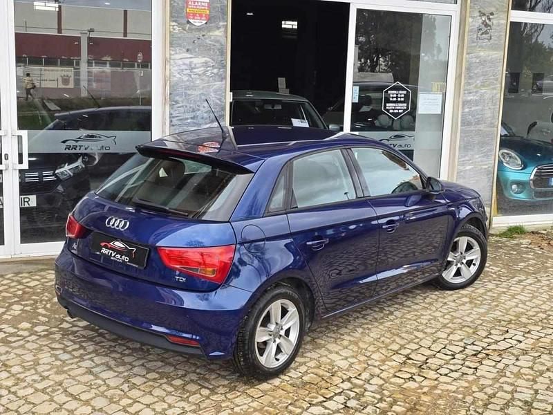 Usado Audi A1 Sportback 90 HP (66 kW) 2016 Azul Citadino