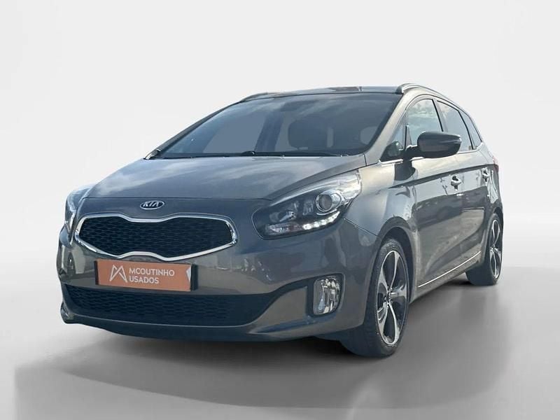 Cinza Usado 2015 Kia Carens Monovolume | € 15.900 (Preço elevado) - Imagem 1/4