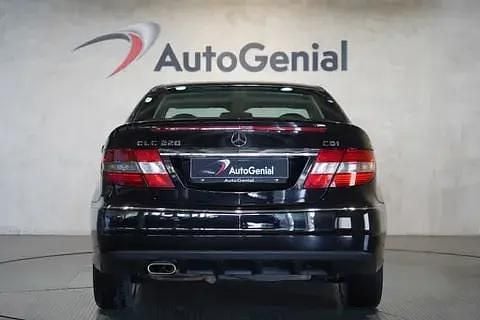 Usado Mercedes CLC220 150 HP (110 kW) 2009 Preto Citadino