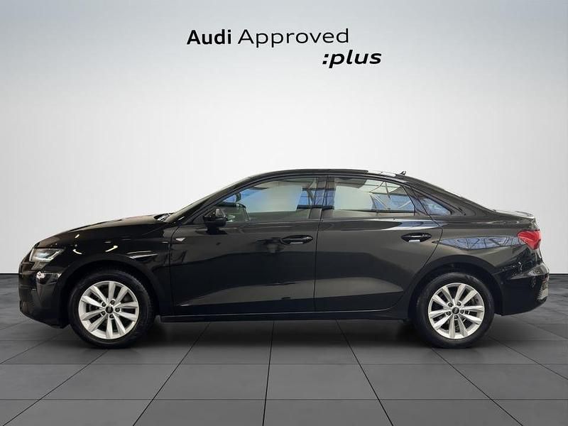 Usado Audi A3 Advanced 116 HP (85 kW) 2021 Preto Sedan