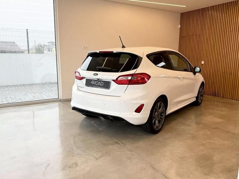 Usado Ford Fiesta ST-Line 100 HP (73 kW) 2018 Branco Citadino