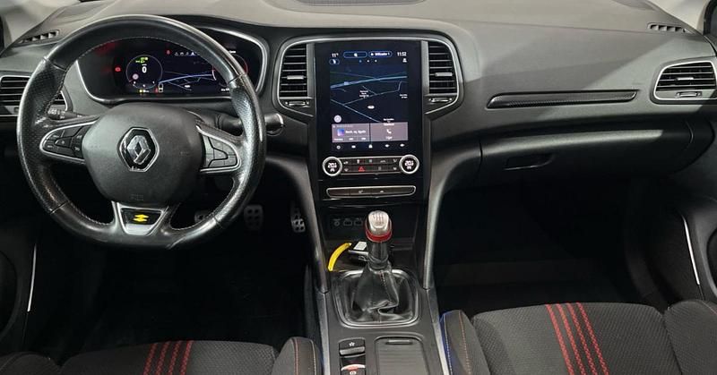 Usado Renault Mégane IV 115 HP (84 kW) 2022 Cinzento Carrinha