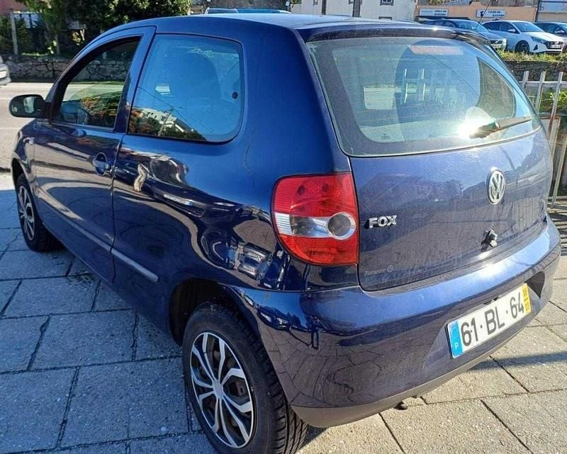Usado VW Fox 60 HP (44 kW) 2006 Azul Citadino