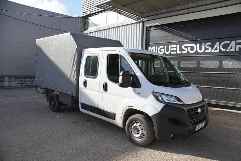 Usado Fiat Ducato 140 HP (102 kW) 2020 Branco Van