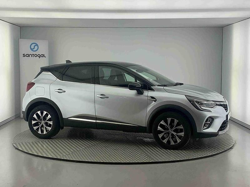Cinzento Usado 2024 Renault Captur SUV | € 20.990 (Preço justo) - Imagem 1/4