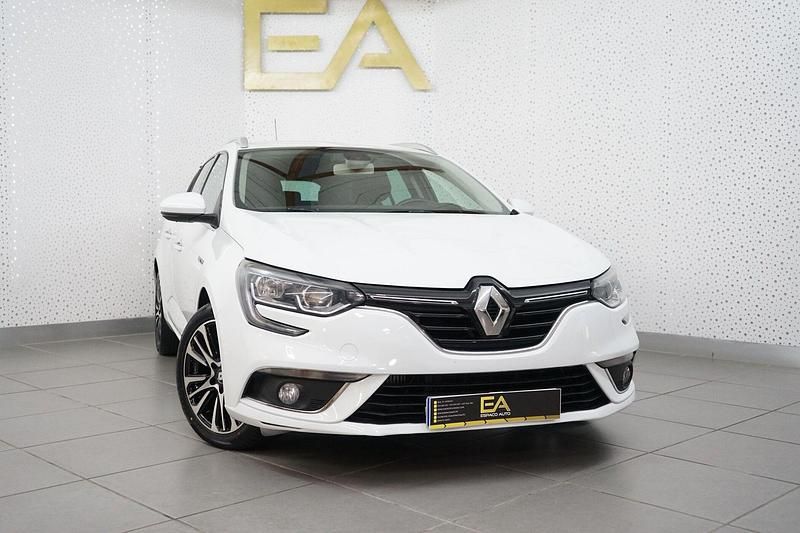 Branco Usado 2017 Renault Mégane GrandTour Intens Carrinha | € 12.980 (Preço elevado) - Imagem 1/4