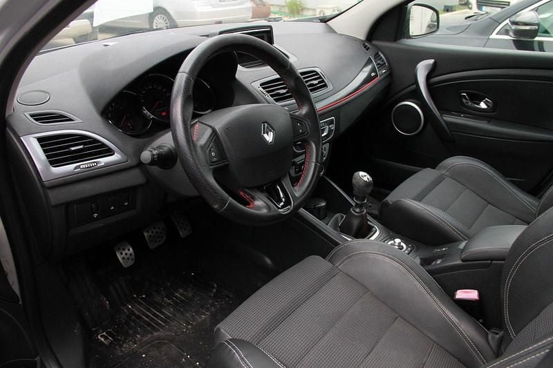 Usado Renault Mégane GT Line GT-Line 110 HP (80 kW) 2012 Cinza Carrinha