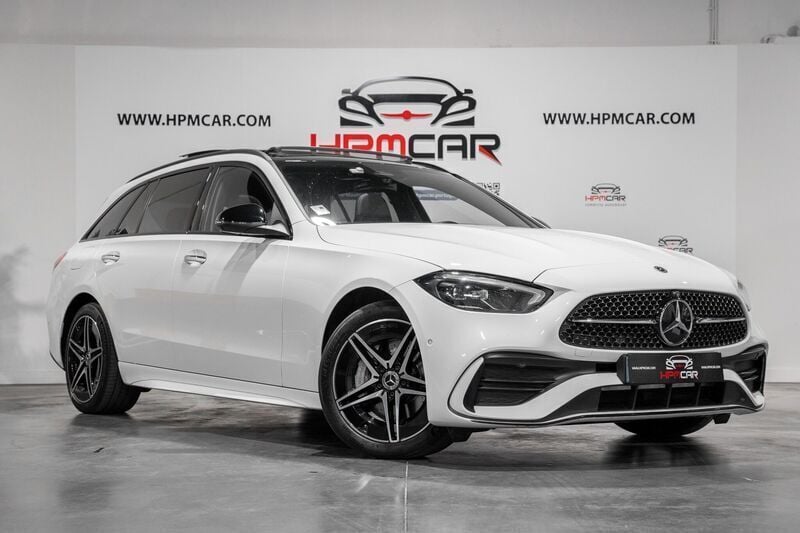 Usado Mercedes C300 AMG line 313 HP (230 kW) 2023 Branco Carrinha