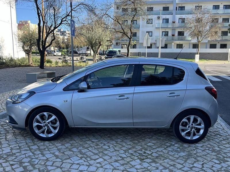 Usado 2015 Opel Corsa Sedan | € 9.250 (Preço justo) - Imagem 1/4