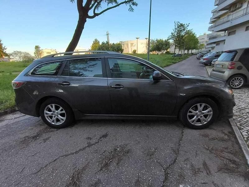 Cinzento Usado 2010 Mazda 6 Carrinha | € 5.500 - Imagem 1/4