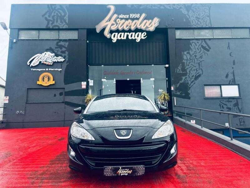 Preto Usado 2010 Peugeot RCZ Coupé | € 14.900 (Caro) - Imagem 1/4