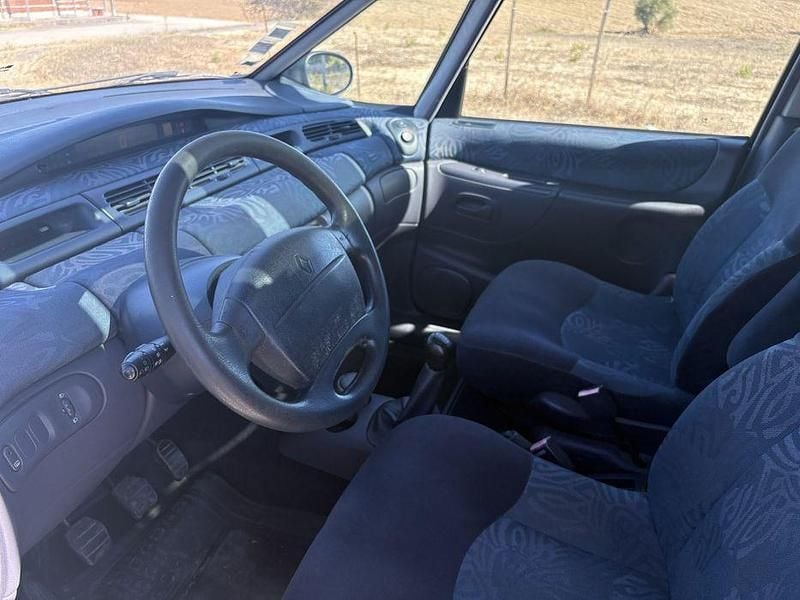 Usado Renault Espace 115 HP (84 kW) 2000 Monovolume