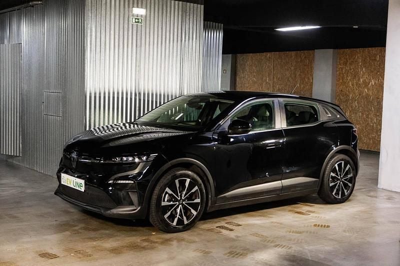 Preto Usado 2023 Renault Mégane IV | € 23.990 (Bom preço) - Imagem 1/4