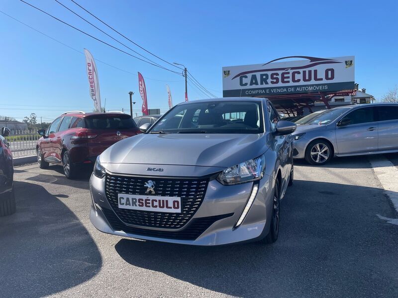 Cinzento Usado 2020 Peugeot 208 Allure Citadino | € 14.500 (Preço justo) - Imagem 1/4