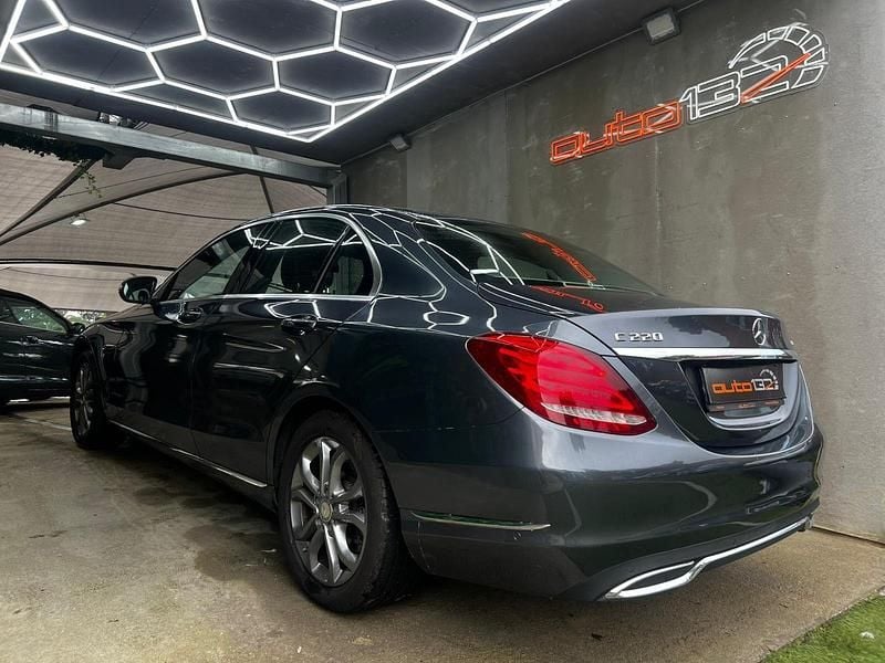 Usado Mercedes C220 Avantgarde 170 HP (125 kW) 2014 Cinza Sedan