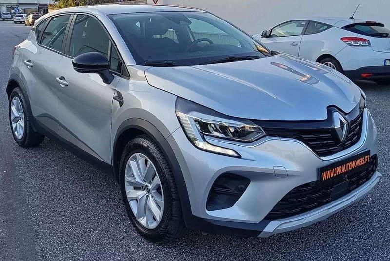 Usado Renault Captur Evolution 145 HP (106 kW) 2022 Cinza SUV