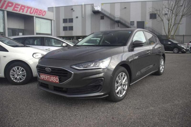 Cinzento Usado 2022 Ford Focus | € 16.900 (Super Preço) - Imagem 1/4