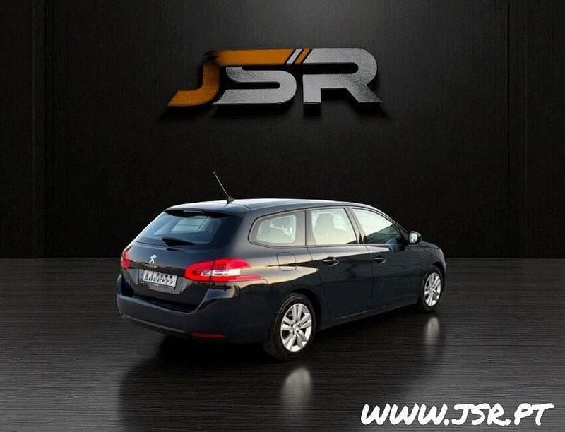 Usado Peugeot 308 Allure 102 HP (75 kW) 2020 Preto Carrinha