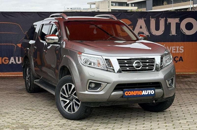 Usado Nissan Navara Tekna 190 HP (139 kW) 2017 Cinza Pickup
