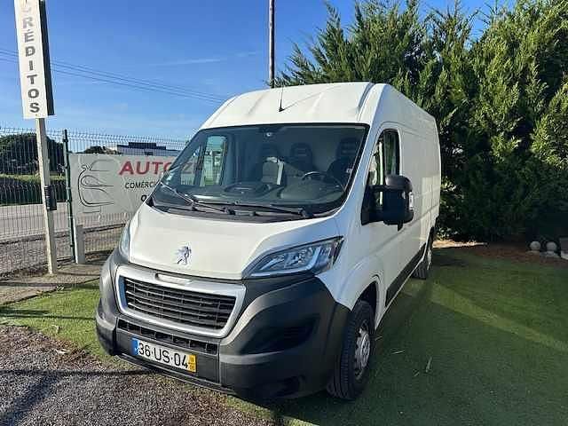 Branco Usado 2018 Peugeot Boxer Van | € 18.900 (Preço justo) - Imagem 1/4