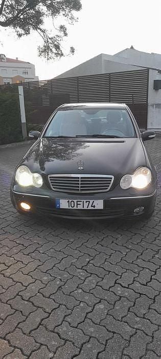 Usado 2006 Mercedes C220 Sedan | € 6.000 (Super Preço) - Imagem 1/4