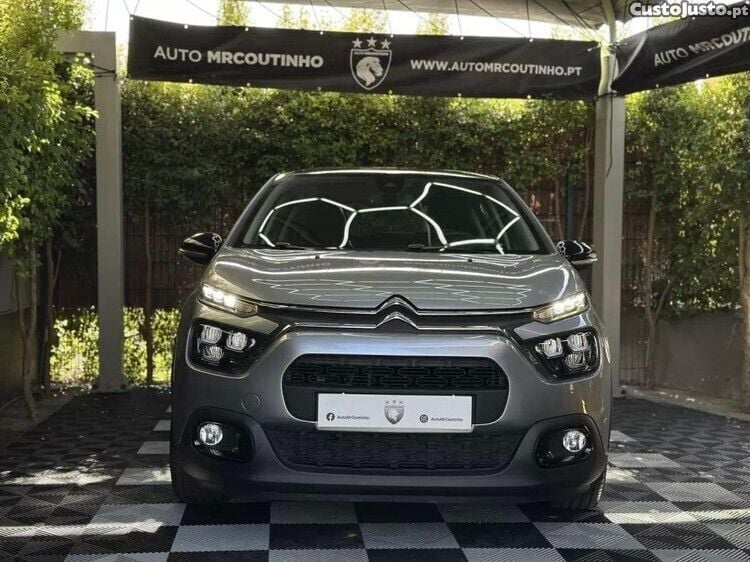 Cinza Usado 2021 Citroën C3 PureTech Citadino | € 12.500 (Preço justo) - Imagem 1/1