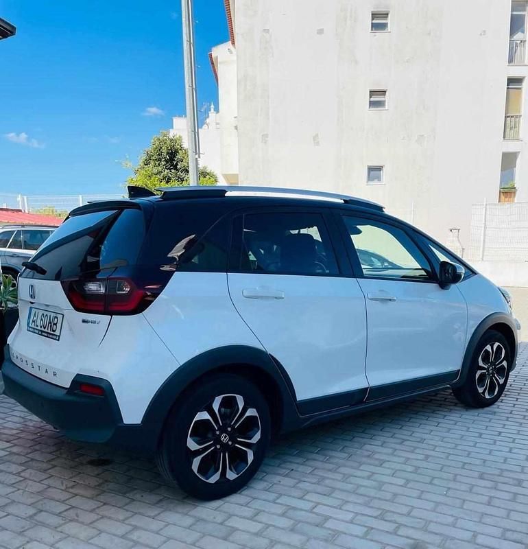 Usado Honda Jazz 109 HP (80 kW) 2021 Branco Citadino