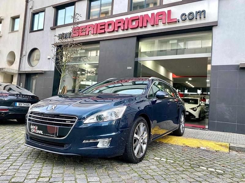 Azul Usado 2012 Peugeot 508 SW Carrinha | € 6.450 - Imagem 1/4