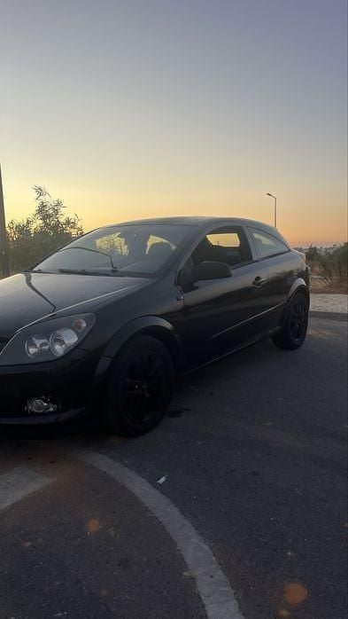 Usado 2008 Opel Astra GTC | € 4.500 (Bom preço) - Imagem 1/4