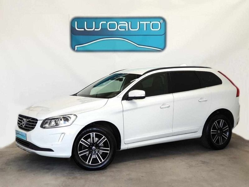 Branco Usado 2017 Volvo XC60 Dynamic SUV | € 24.900 (Preço elevado) - Imagem 1/4