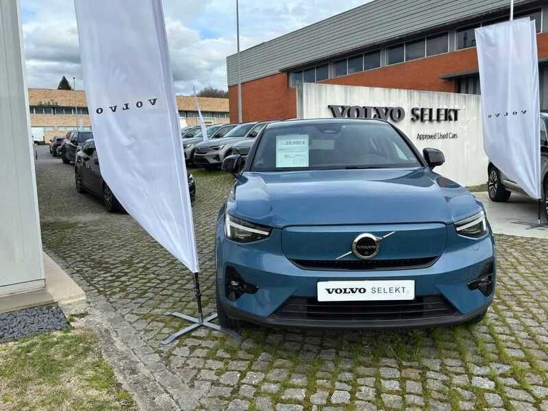 Azul Usado 2021 Volvo C40 SUV | € 39.900 (Preço elevado) - Imagem 1/4